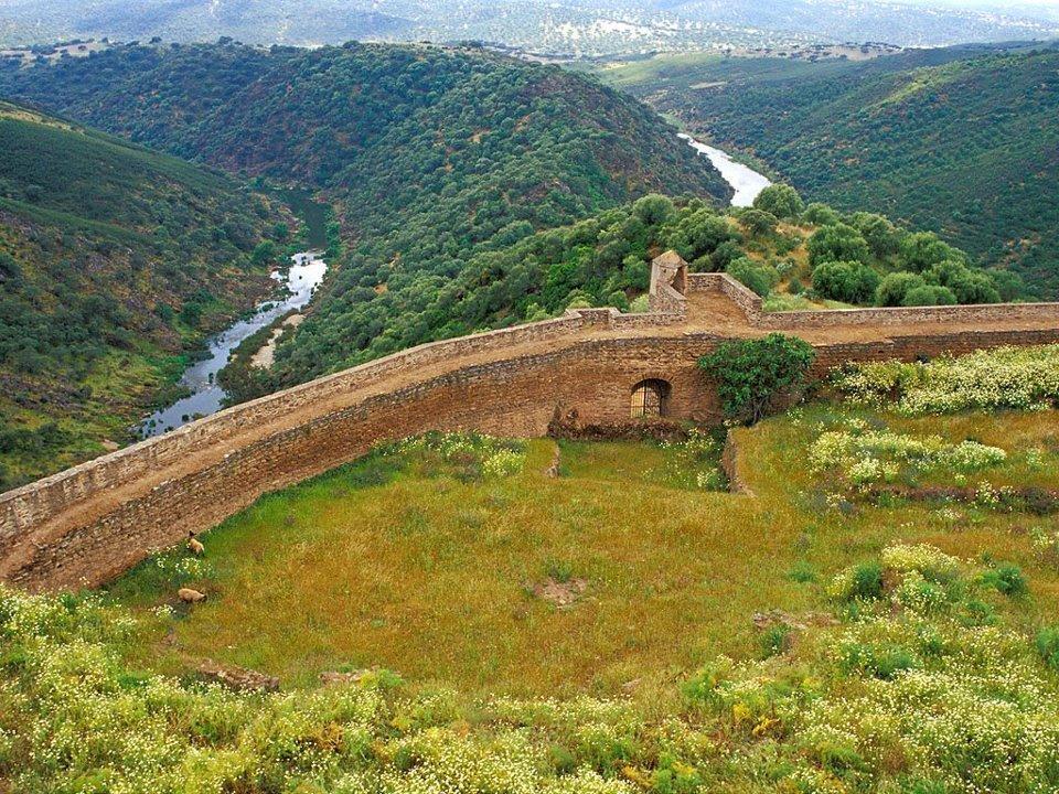 Parque De Natureza De Noudar Barrancos Exteriér fotografie